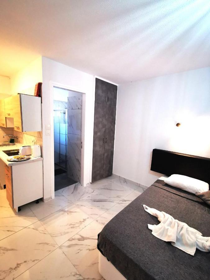 Eleana Apartments Agia Napa Buitenkant foto